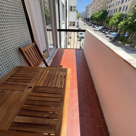 Ambiente Moderno Com Bom Gosto Apartment Coimbra Exterior photo